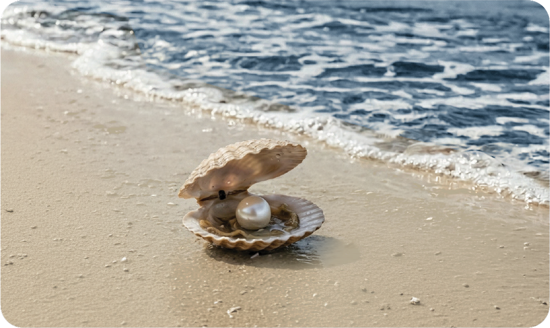 Clam with pearl inside – AEEDC Dubai night